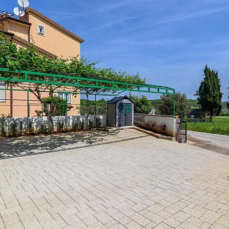 Awesome In With Wifi 아파트