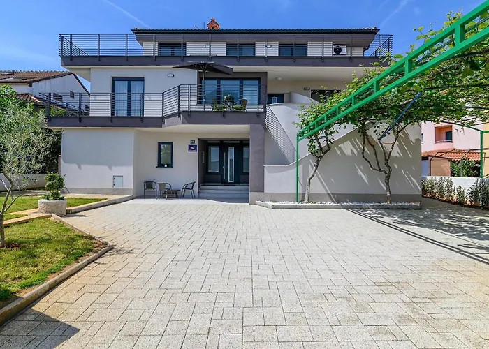 Awesome In With Wifi 아파트