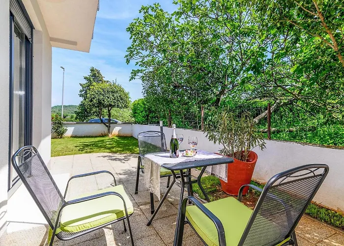 Awesome In With Wifi 아파트